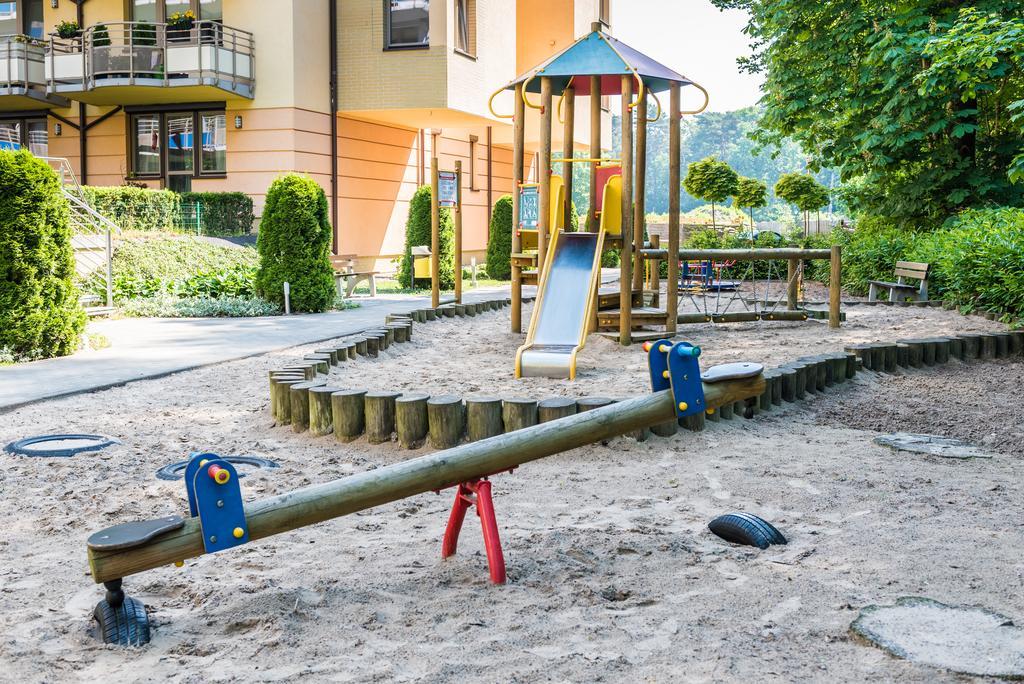 Apartament Z Ogrodkiem W Parku Zdrojowym Świnoujście Esterno foto